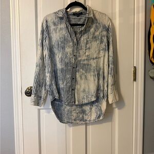 Velvet Heart Women’s Striped Button-Up Shirt